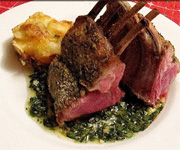 Carré d'agneau, pesto de menthe, petit gâteau de pommes de terre