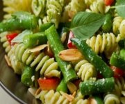 Fusillis aux haricots, aux anchois et aux amandes