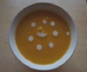 Soupe de patates douces au lait de coco