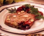 Terrine de porc aux noisettes 