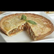 Tourtière gaspésienne copieuse aux fruits de mer